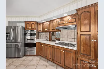 1300 Randy Drive, Hendersonville, NC 28791 - Photo 12