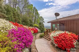 1300 Randy Dr, Hendersonville, NC 28791 - Photo 34