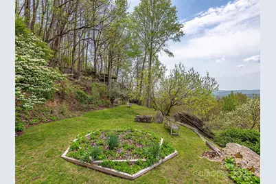 1300 Randy Drive, Hendersonville, NC 28791 - Photo 32