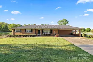 36984 B Carter Rd, New London, NC 28127 - Photo 4