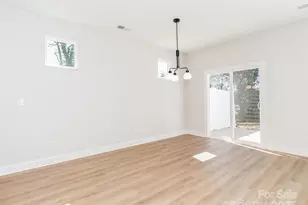 2505 Elon St, Charlotte, NC 28208 - Photo 8