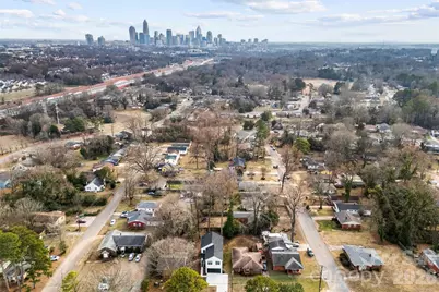 1413 Hateras Avenue, Charlotte, NC 28216 - Photo 42