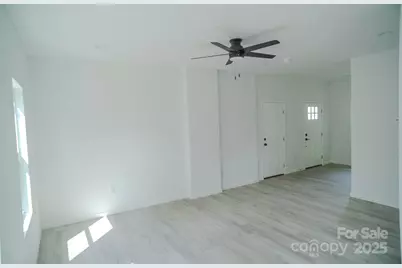 1413 Hateras Avenue, Charlotte, NC 28216 - Photo 34