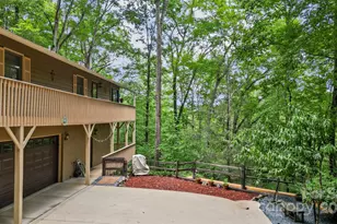 45 Pinecrest Dr, Franklin, NC 28734 - Photo 34