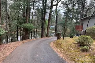 101 Lakemont Dr, Flat Rock, NC 28731 - Photo 18