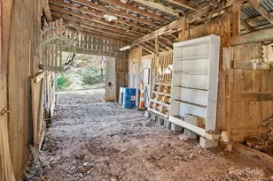 19 Old Patton Hill Rd, Swannanoa, NC 28778 - Photo 24