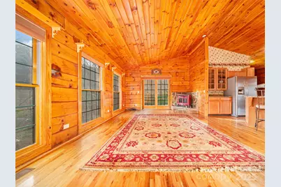 211 Cherry Hollow Road, Burnsville, NC 28714 - Photo 8