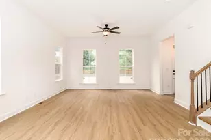 2501 Elon St, Charlotte, NC 28208 - Photo 12