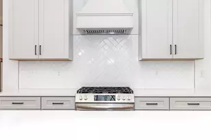 2501 Elon St, Charlotte, NC 28208 - Photo 24