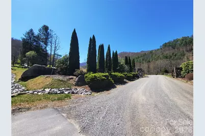 300 Shining Rock Drive #25, Canton, NC 28716 - Photo 12