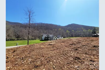 300 Shining Rock Drive #25, Canton, NC 28716 - Photo 2