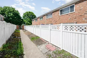 1218 Green Oaks Ln, Charlotte, NC 28205 - Photo 28