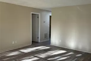 621 A B C & 623 Price Rd, Hendersonville, NC 28739 - Photo 24