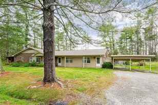 621 A B C & 623 Price Rd, Hendersonville, NC 28739 - Photo 18