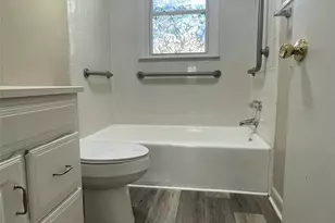 621 A B C & 623 Price Rd, Hendersonville, NC 28739 - Photo 28