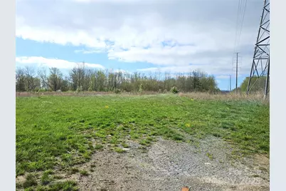 1032 7th Avenue E, Hendersonville, NC 28792 - Photo 1