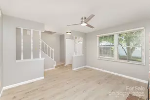 7507 Holly Grove Ct, Charlotte, NC 28227 - Photo 4