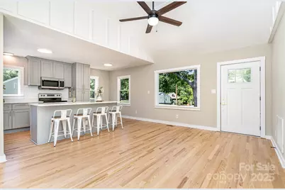 504 N Hawthorne Street, Mount Holly, NC 28120 - Photo 4