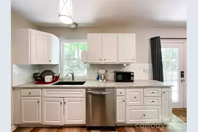 2113 Killarney Place, Charlotte, NC 28262 - Photo 8