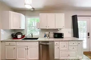 2113 Killarney Pl, Charlotte, NC 28262 - Photo 8