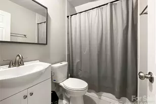 2113 Killarney Pl, Charlotte, NC 28262 - Photo 14