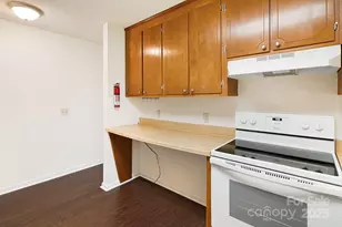 28 Capri Ln, Hendersonville, NC 28792 - Photo 18