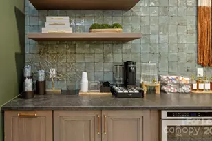 515 Royal Ct, Charlotte, NC 28202 - Photo 18