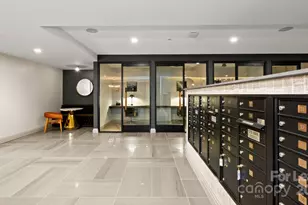 515 Royal Ct, Charlotte, NC 28202 - Photo 10