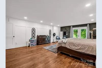 88 N Valley Street, Marion, NC 28752 - Photo 16