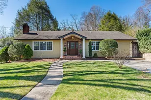 184 Aurora Dr, Asheville, NC 28805 - Photo 1