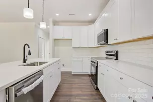 9165 Cherokee Dr, Hickory, NC 28601 - Photo 18