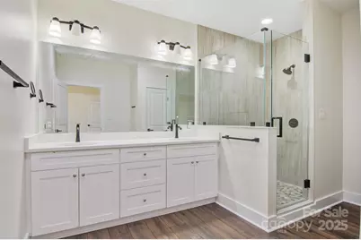 9165 Cherokee Drive, Hickory, NC 28601 - Photo 6