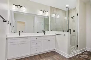 9165 Cherokee Dr, Hickory, NC 28601 - Photo 6