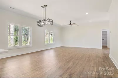 9165 Cherokee Drive, Hickory, NC 28601 - Photo 14