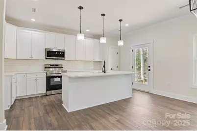 9165 Cherokee Drive, Hickory, NC 28601 - Photo 16