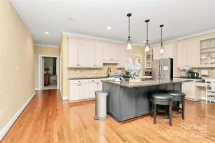 729 Lochaven Rd, Waxhaw, NC 28173 - Photo 8