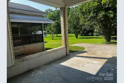 629 Belmorrow Drive, Charlotte, NC 28214 - Photo 18