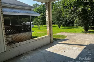 629 Belmorrow Dr, Charlotte, NC 28214 - Photo 18