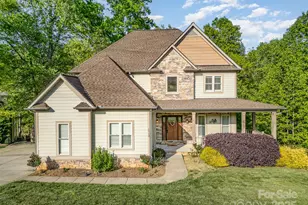 1713 Mt Isle Harbor Dr, Charlotte, NC 28214 - Photo 4