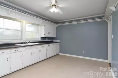 668 Riverside Drive, Lincolnton, NC 28092 - Photo 8