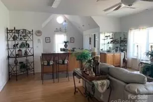 2399 Pleasant Grove Rd, Hendersonville, NC 28739 - Photo 18