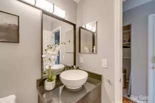 517 N Graham St, Charlotte, NC 28202 - Photo 16