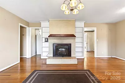 106 Chapel Street, Spruce Pine, NC 28777 - Photo 4