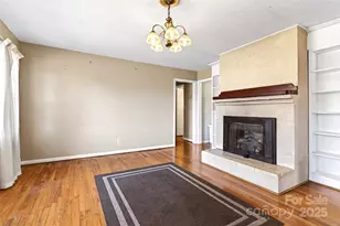 106 Chapel St, Spruce Pine, NC 28777 - Photo 2