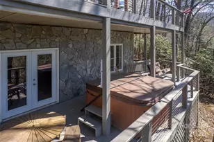 136 Dars Ln, Tuckasegee, NC 28783 - Photo 16