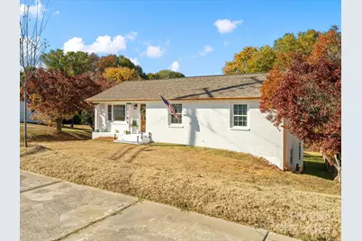 2701 Old North Sharon Amity Road, Charlotte, NC 28205 - Photo 4