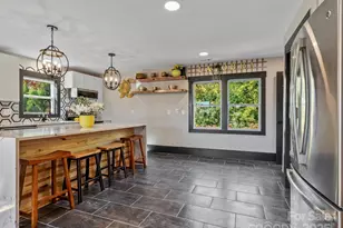 2701 Old North Sharon Amity Rd, Charlotte, NC 28205 - Photo 10