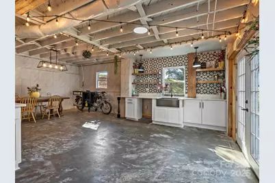 2701 Old North Sharon Amity Road, Charlotte, NC 28205 - Photo 26