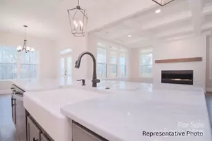 122 Huntcliff Dr, Statesville, NC 28677 - Photo 4