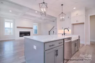 122 Huntcliff Dr, Statesville, NC 28677 - Photo 6